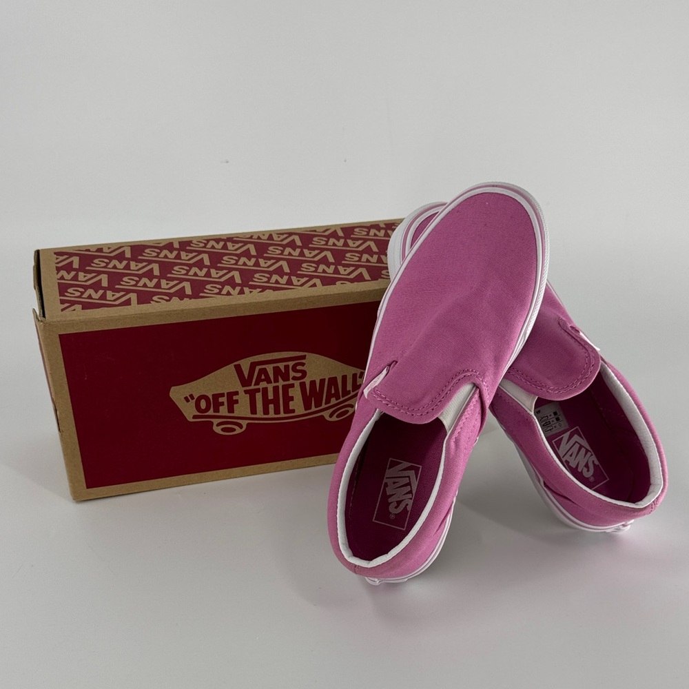 Vans Girls Fuchsia Classic Slip-On Sneakers Size 3 New In Box